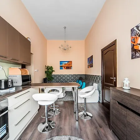 Kiraly 38 2bedroom Entire ブダペスト