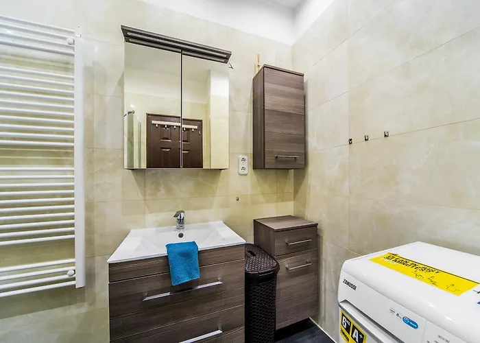 Kiraly 38 2bedroom Entire Budapest